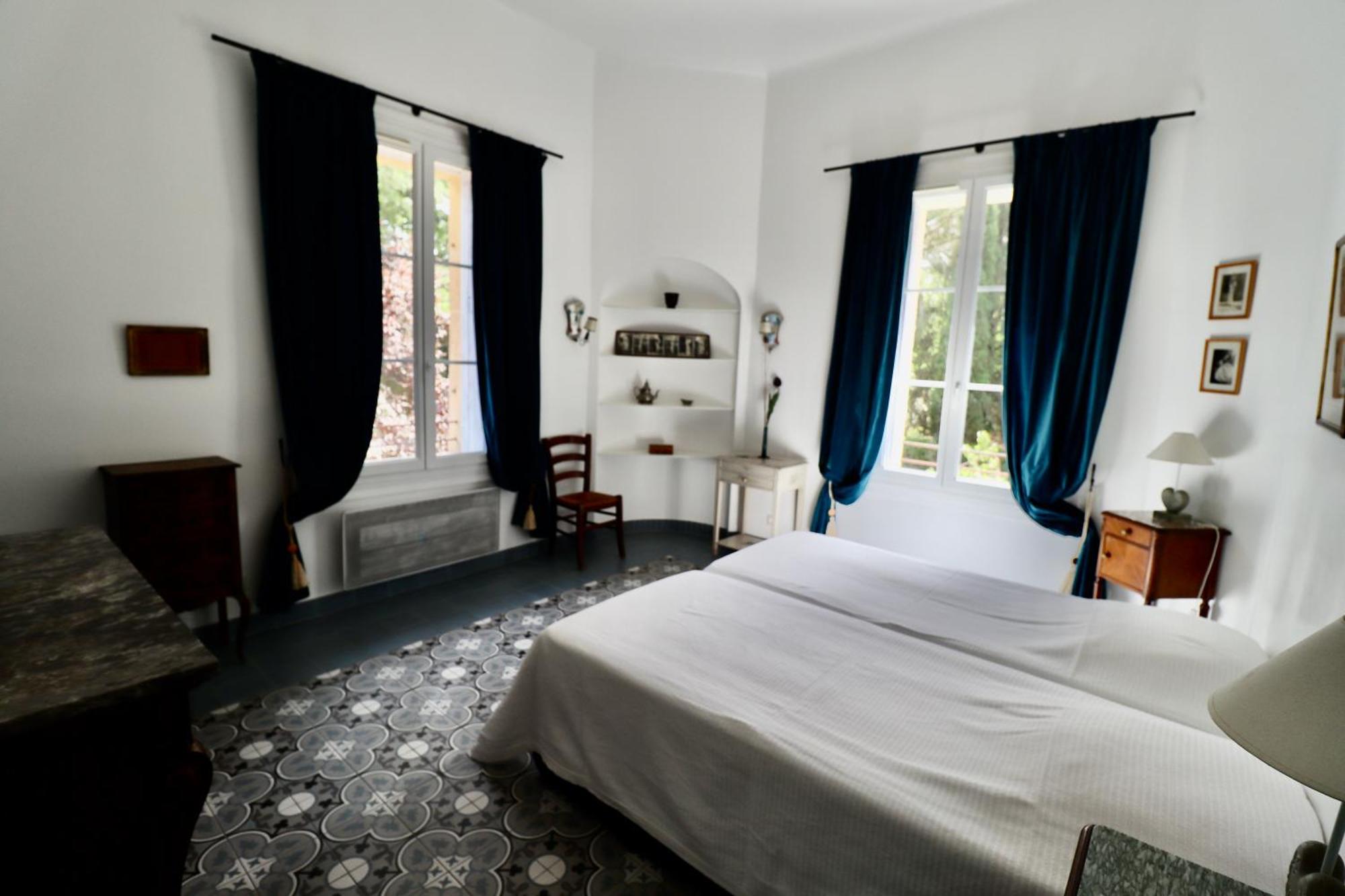 Gites Avec Piscine Et Jacuzzi Au Mas De Cadoule Saint-Just  Room photo